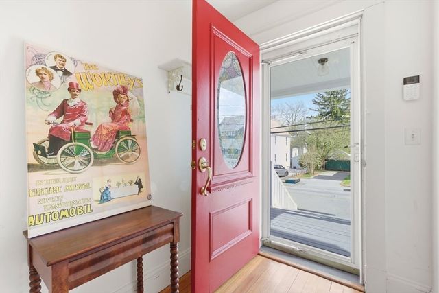 127 Winslow Ave 127, Norwood, MA 02062