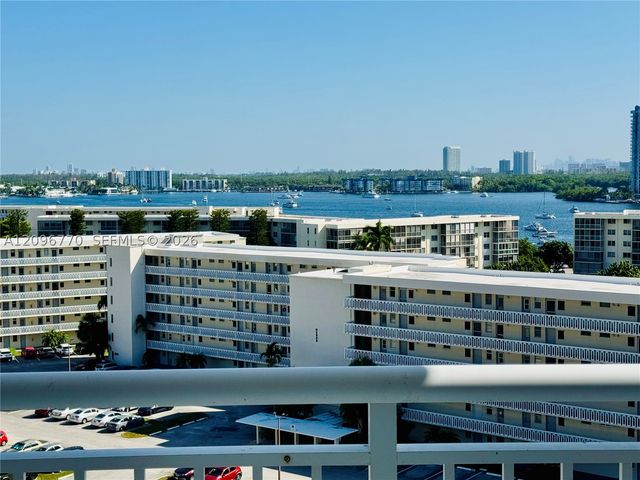 18011 Biscayne Blvd 1003, Aventura, FL 33160