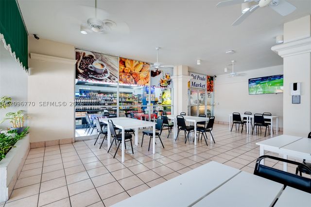 18011 Biscayne Blvd 1003, Aventura, FL 33160