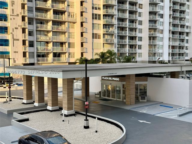 18011 Biscayne Blvd 1003, Aventura, FL 33160