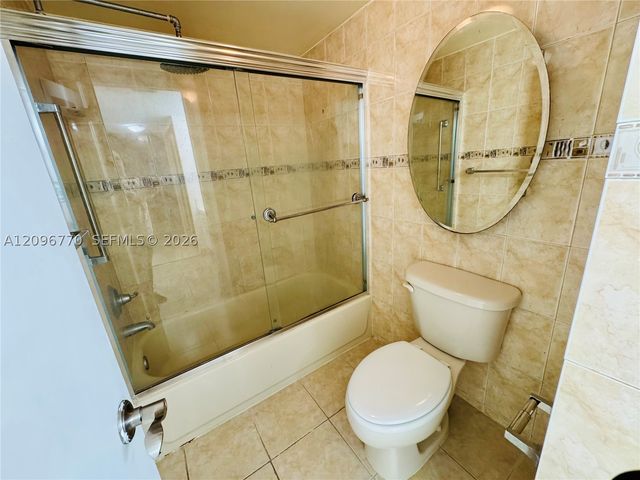 18011 Biscayne Blvd 1003, Aventura, FL 33160
