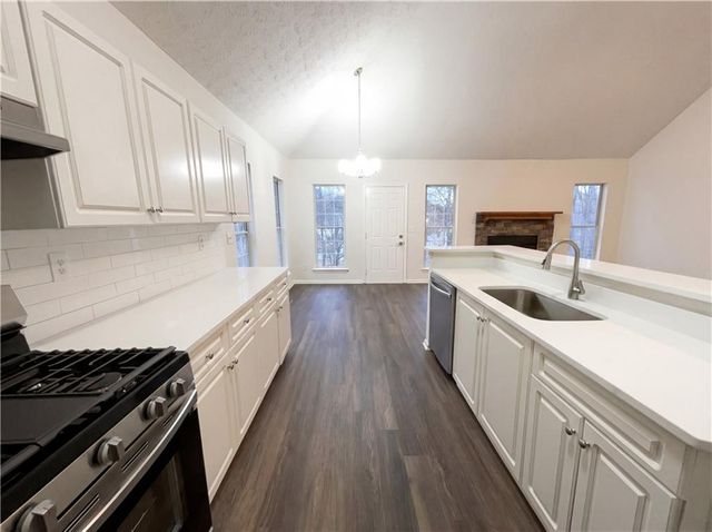 1754 Silverdale Lane, Lithia Springs, GA 30122