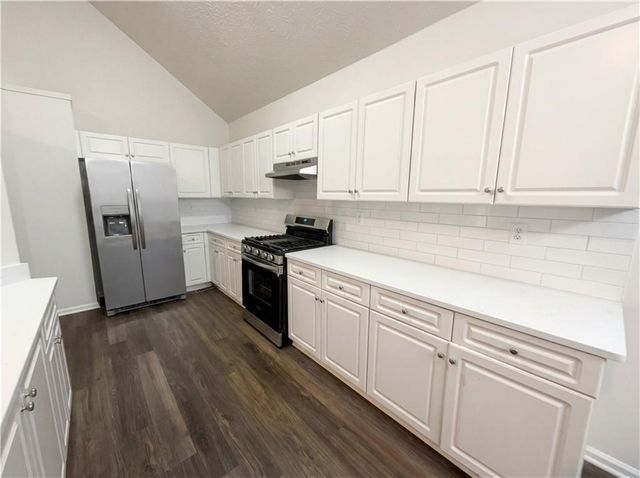 1754 Silverdale Lane, Lithia Springs, GA 30122