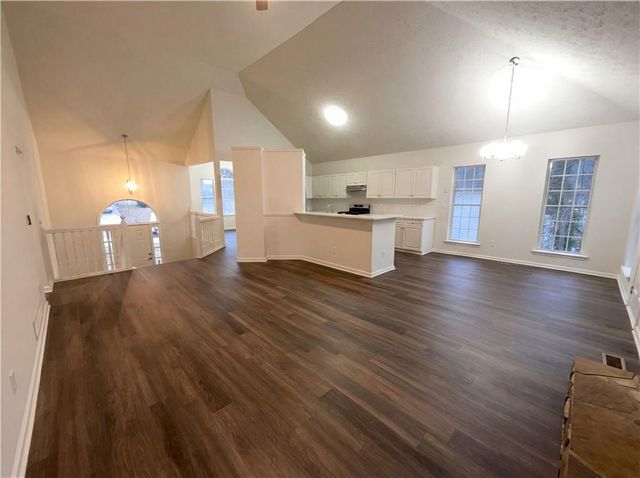 1754 Silverdale Lane, Lithia Springs, GA 30122