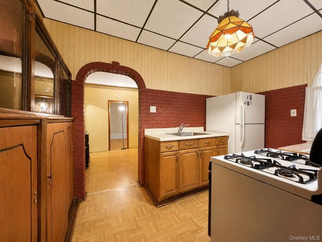 1841 124th Street, College Point, NY 11356