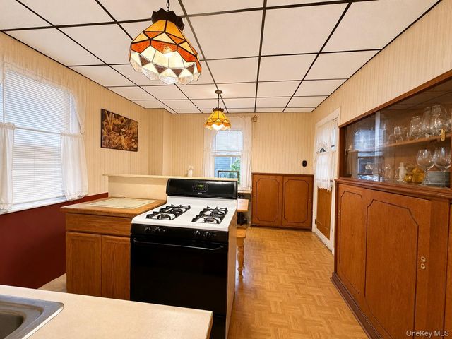 1841 124th Street, College Point, NY 11356