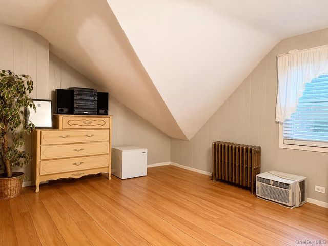 1841 124th Street, College Point, NY 11356