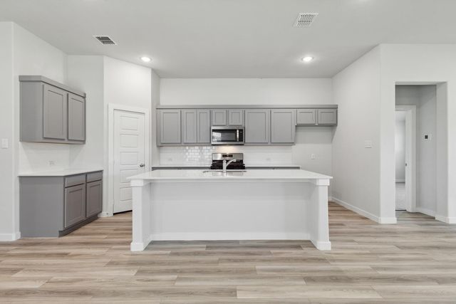 107 Malibu, Hutto, TX 78634