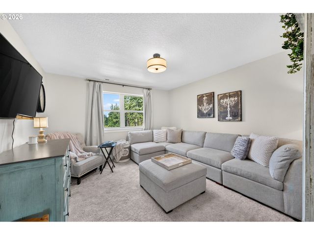 16130 Se BRIDGE CREEK Ct, Happy Valley, OR 97015