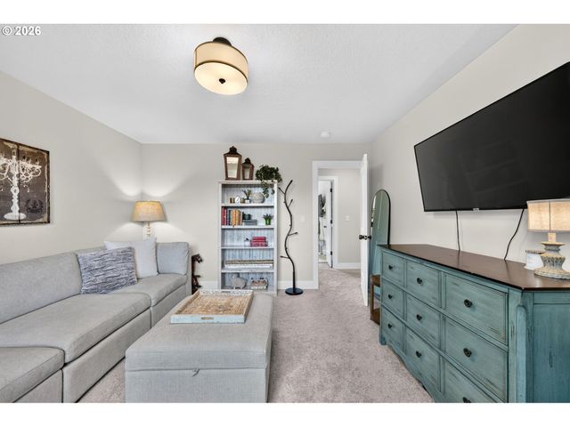 16130 Se BRIDGE CREEK Ct, Happy Valley, OR 97015