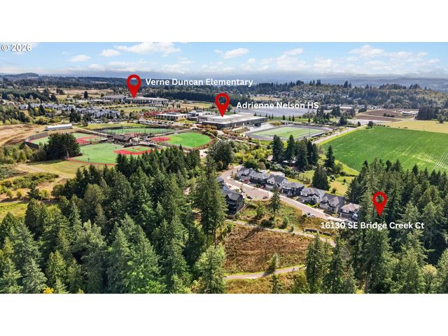 16130 Se BRIDGE CREEK Ct, Happy Valley, OR 97015