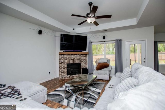 143 Springwood Drive, Carrollton, GA 30117