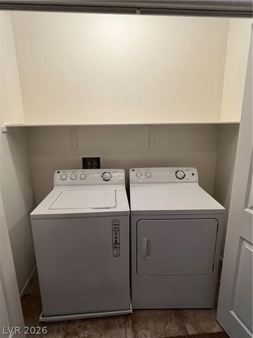 6202 Yankee Spring Street, Las Vegas, NV 89122
