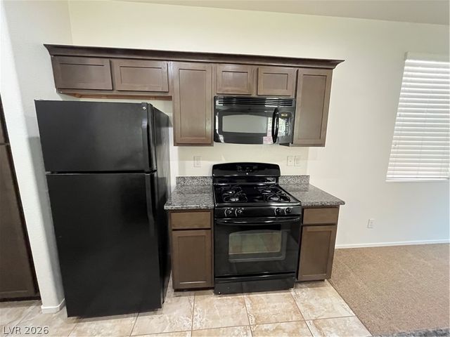6202 Yankee Spring Street, Las Vegas, NV 89122