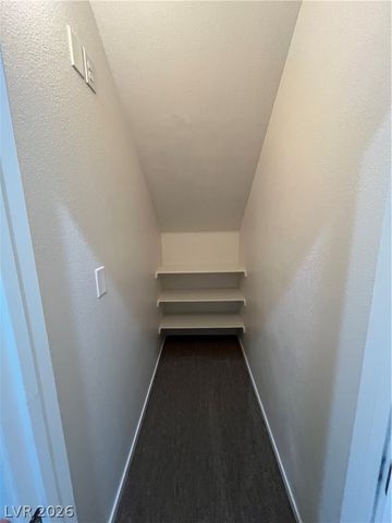 6202 Yankee Spring Street, Las Vegas, NV 89122