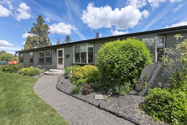 17615 S Robinette Dr, Cheney, WA 99004