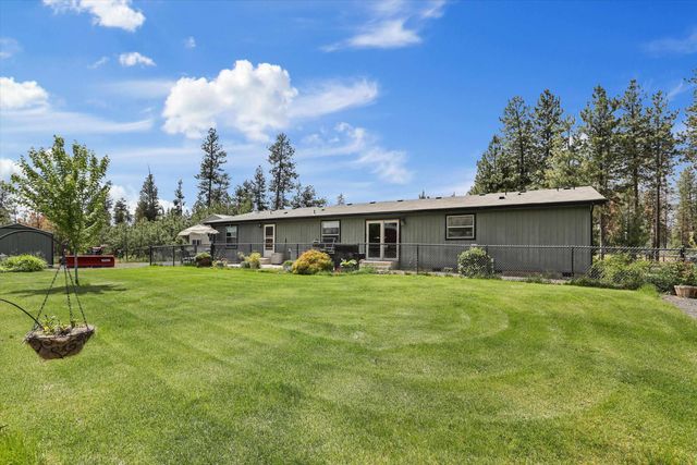 17615 S Robinette Dr, Cheney, WA 99004