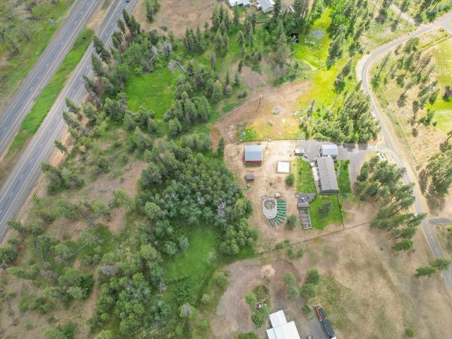 17615 S Robinette Dr, Cheney, WA 99004