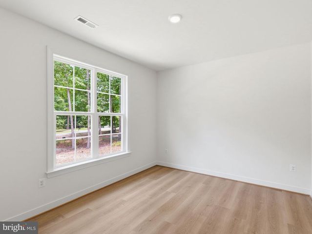 184 ANNA COVES CT, Mineral, VA 23117