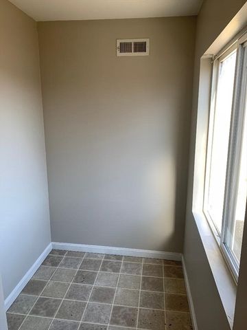 34 Shamrock Street 2, Worcester, MA 01605