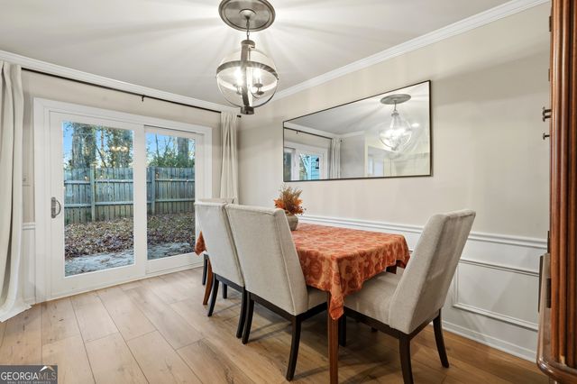 645 Anderson Walk, Marietta, GA 30062