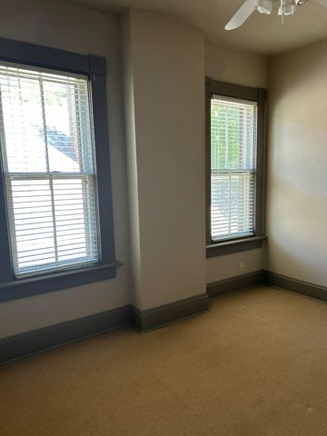 118 E Kossuth Street, Columbus, OH 43206