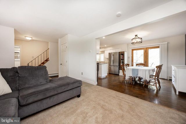 34 KIBBLEHOUSE DR, Schwenksville, PA 19473