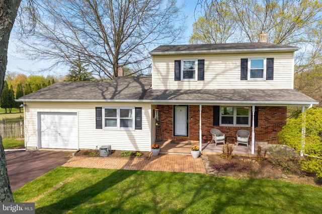 34 KIBBLEHOUSE DR, Schwenksville, PA 19473