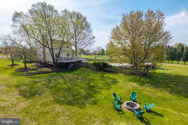34 KIBBLEHOUSE DR, Schwenksville, PA 19473