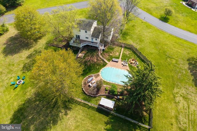 34 KIBBLEHOUSE DR, Schwenksville, PA 19473