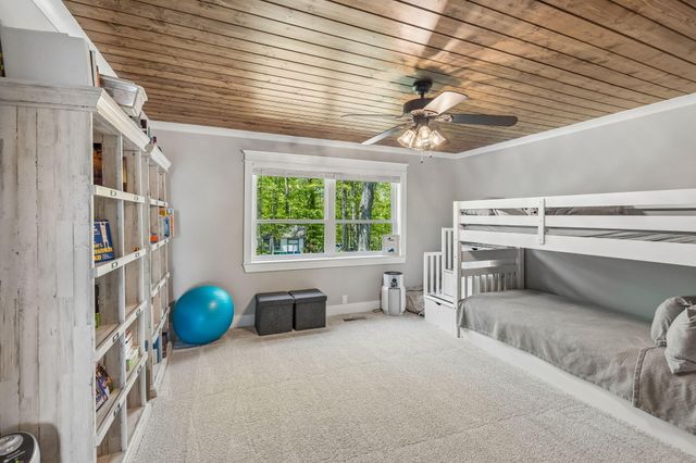 4504 Chestnut Avenue, Signal Mountain, TN 37377