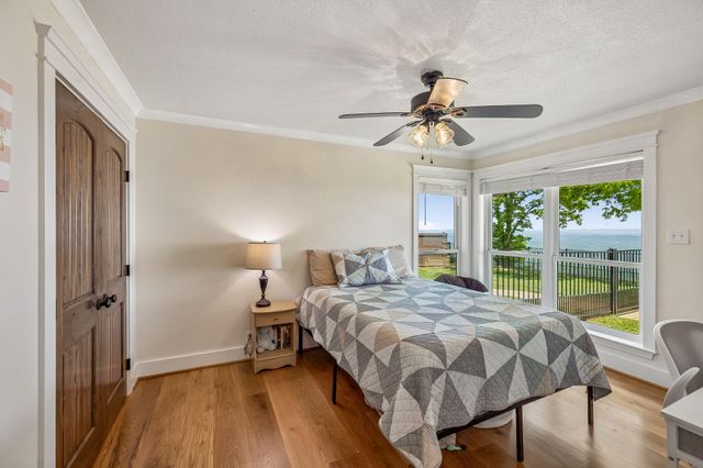 4504 Chestnut Avenue, Signal Mountain, TN 37377