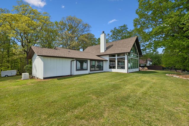 4504 Chestnut Avenue, Signal Mountain, TN 37377