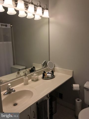 5319 KING CHARLES WAY, Bethesda, MD 20814