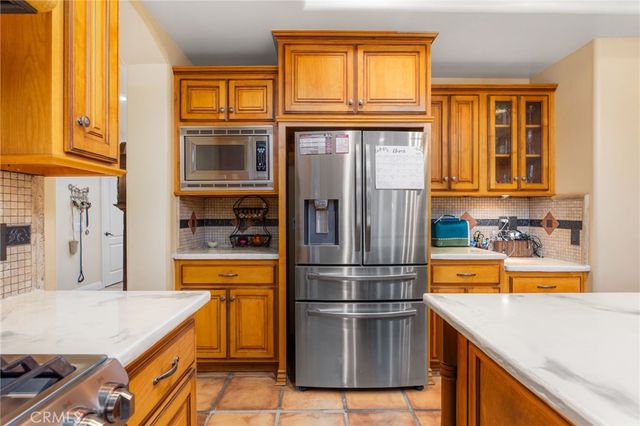 22088 Mustang Court, Canyon Lake, CA 92587