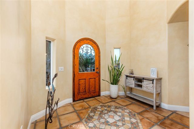 22088 Mustang Court, Canyon Lake, CA 92587