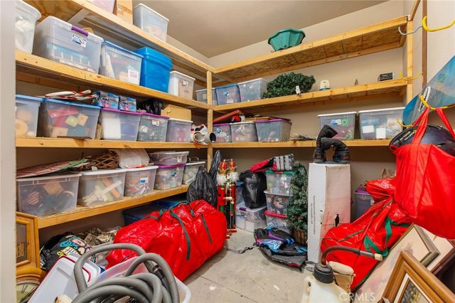 22088 Mustang Court, Canyon Lake, CA 92587