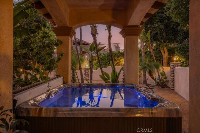 22088 Mustang Court, Canyon Lake, CA 92587