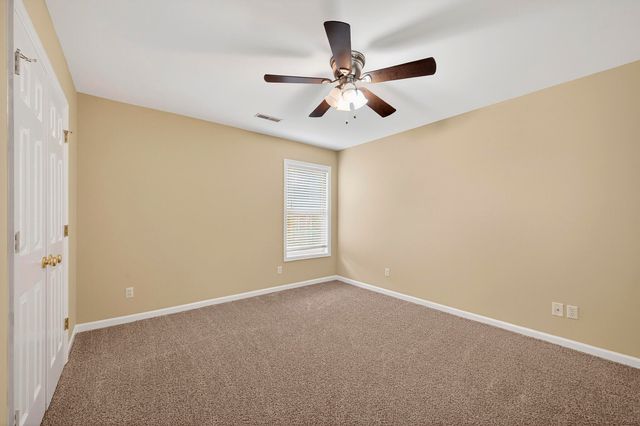 176 Thousand Oaks Circle, Goose Creek, SC 29445