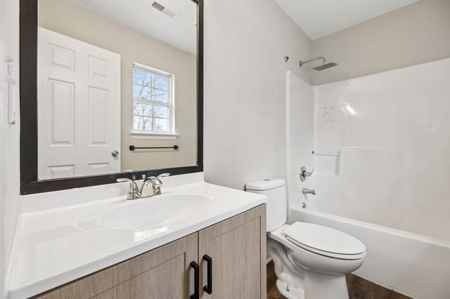 85 Biscayne Boulevard, Rossville, GA 30741