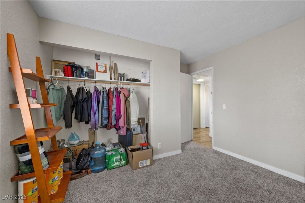 Image 20 of property listing at 917 Boulder Springs Drive 202, Las Vegas, NV 89128