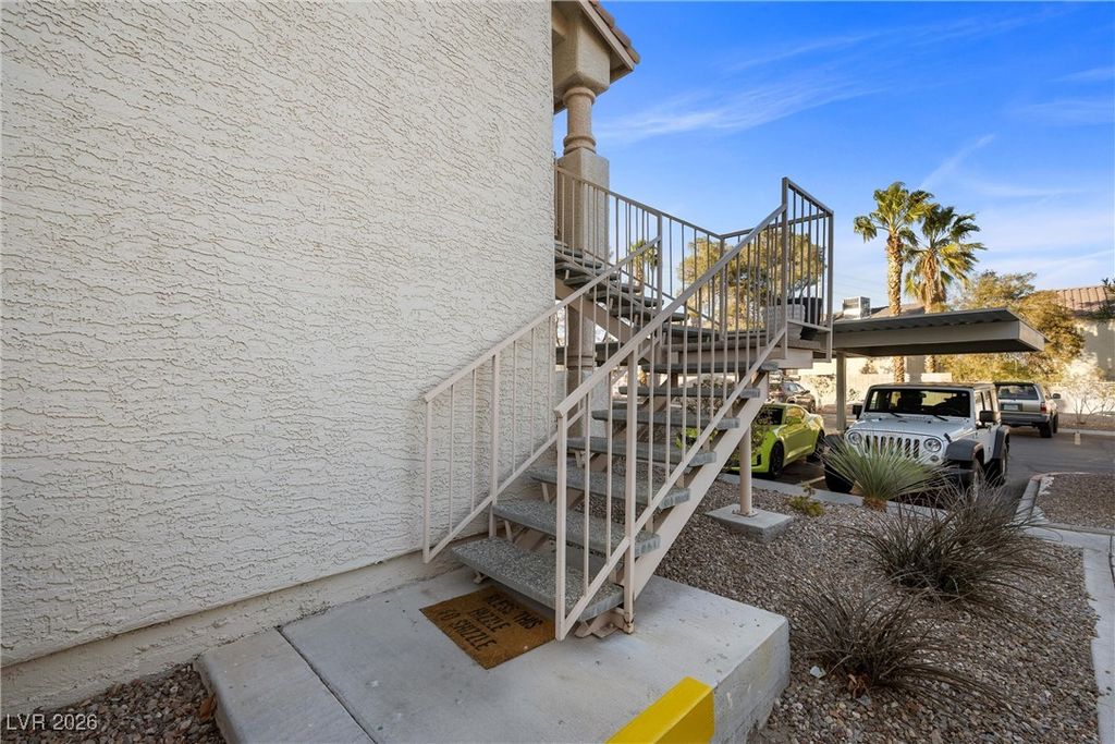 Image 27 of property listing at 917 Boulder Springs Drive 202, Las Vegas, NV 89128