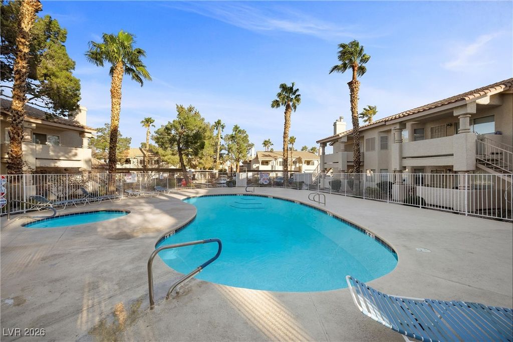 Image 28 of property listing at 917 Boulder Springs Drive 202, Las Vegas, NV 89128