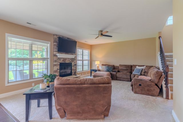 437 Larkhill Cove, Lexington, KY 40509