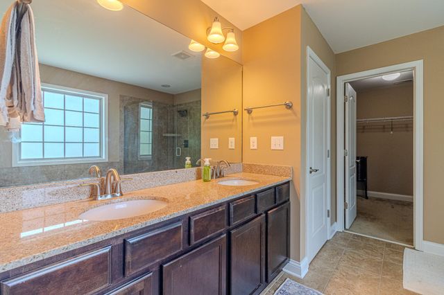 437 Larkhill Cove, Lexington, KY 40509