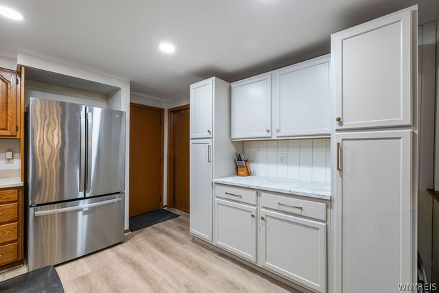 10 Royal Oak Circle, Grand Island, NY 14072