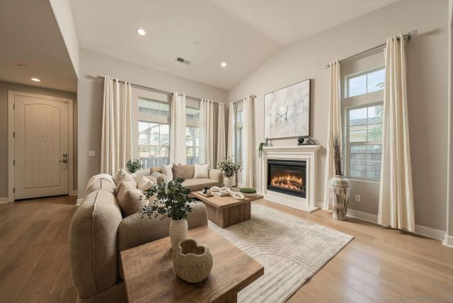 13656 Clover Hill Way, San Diego, CA 92130