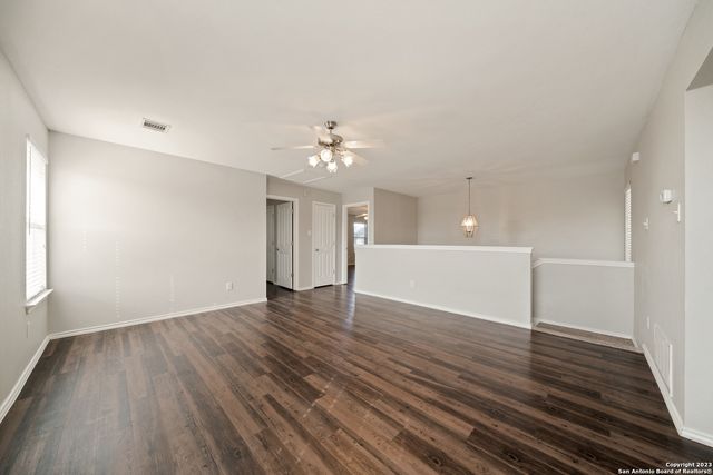 216 ANVIL PL, Cibolo, TX 78108
