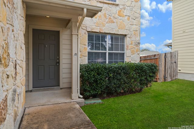 216 ANVIL PL, Cibolo, TX 78108