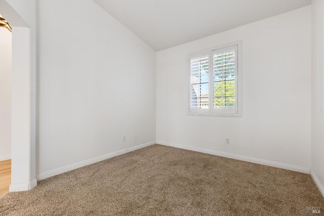 155 Bounty Ln, Vacaville, CA 95687